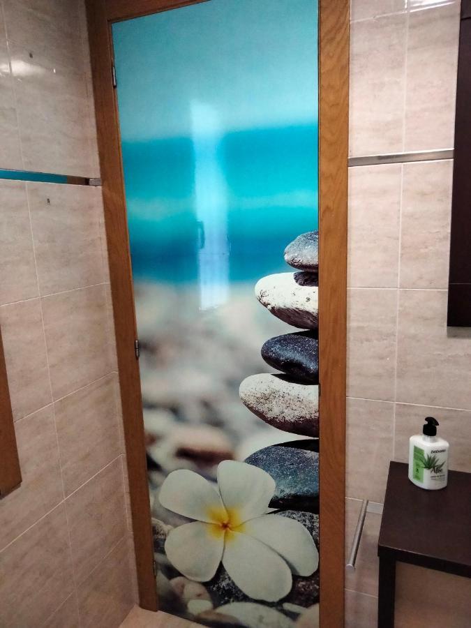 شقة El Rincon De Luz Scq سانتياغو دي كومبوستيلا المظهر الخارجي الصورة